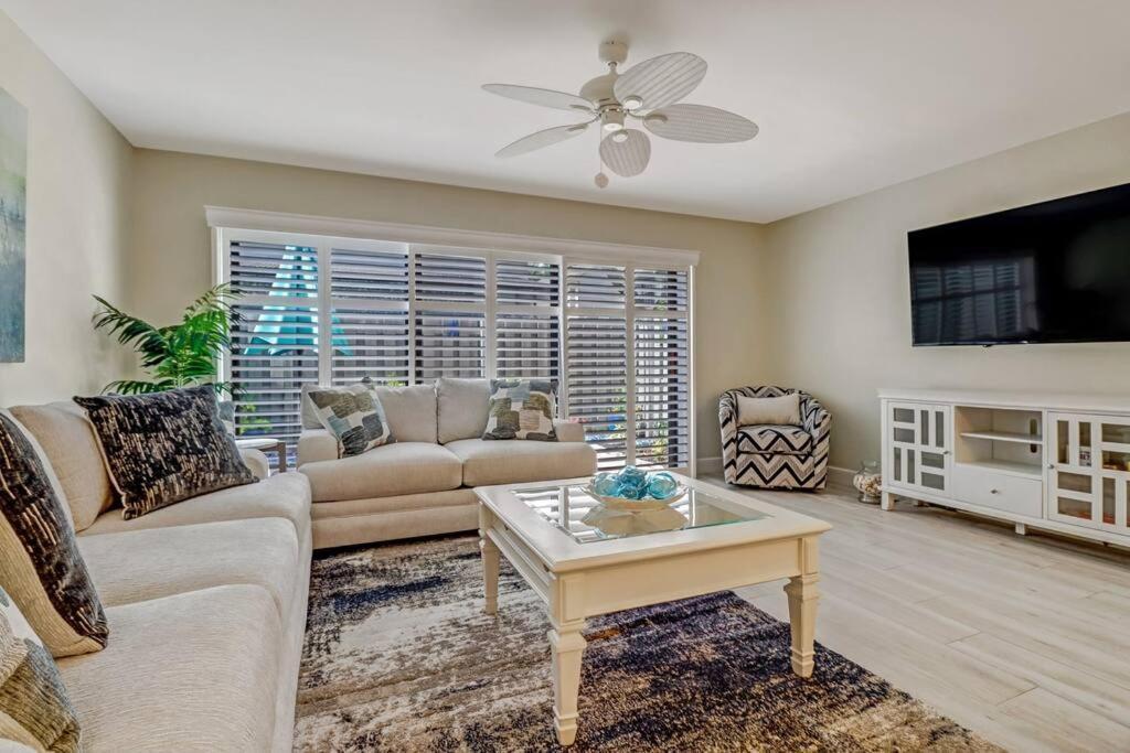 Location! 2 Bd/2.5Ba Near Mercato/Vanderbiltbeach. North North Naples Exteriör bild