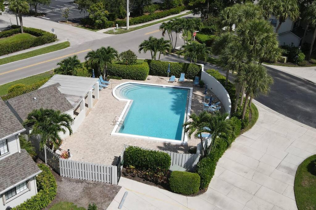 Location! 2 Bd/2.5Ba Near Mercato/Vanderbiltbeach. North North Naples Exteriör bild